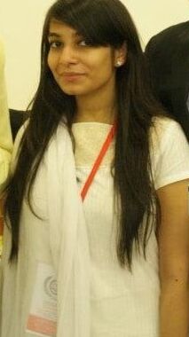 Desi Paki Girl Eman Selfies Leaked by BF