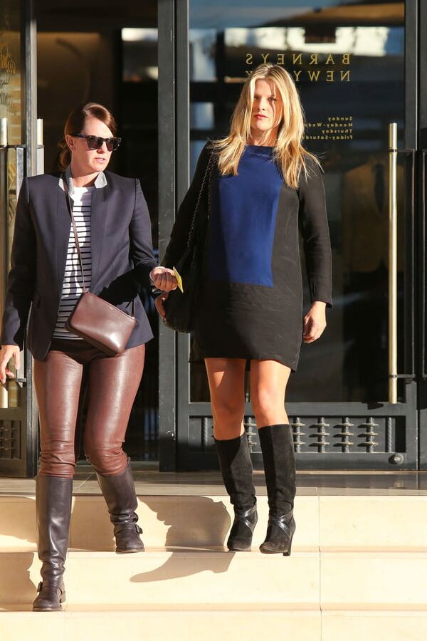 Female Celebrity Boots &amp; Leather - Ali Larter