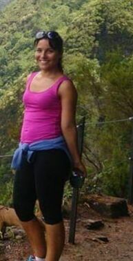 Hot wife Nidia