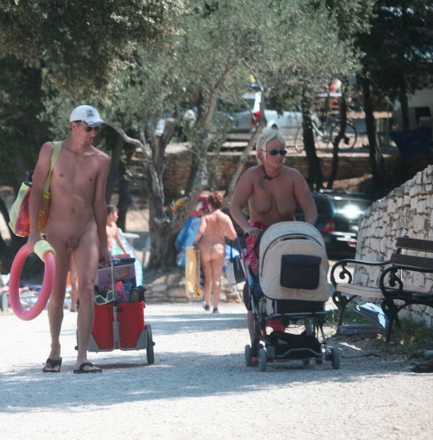 nudist