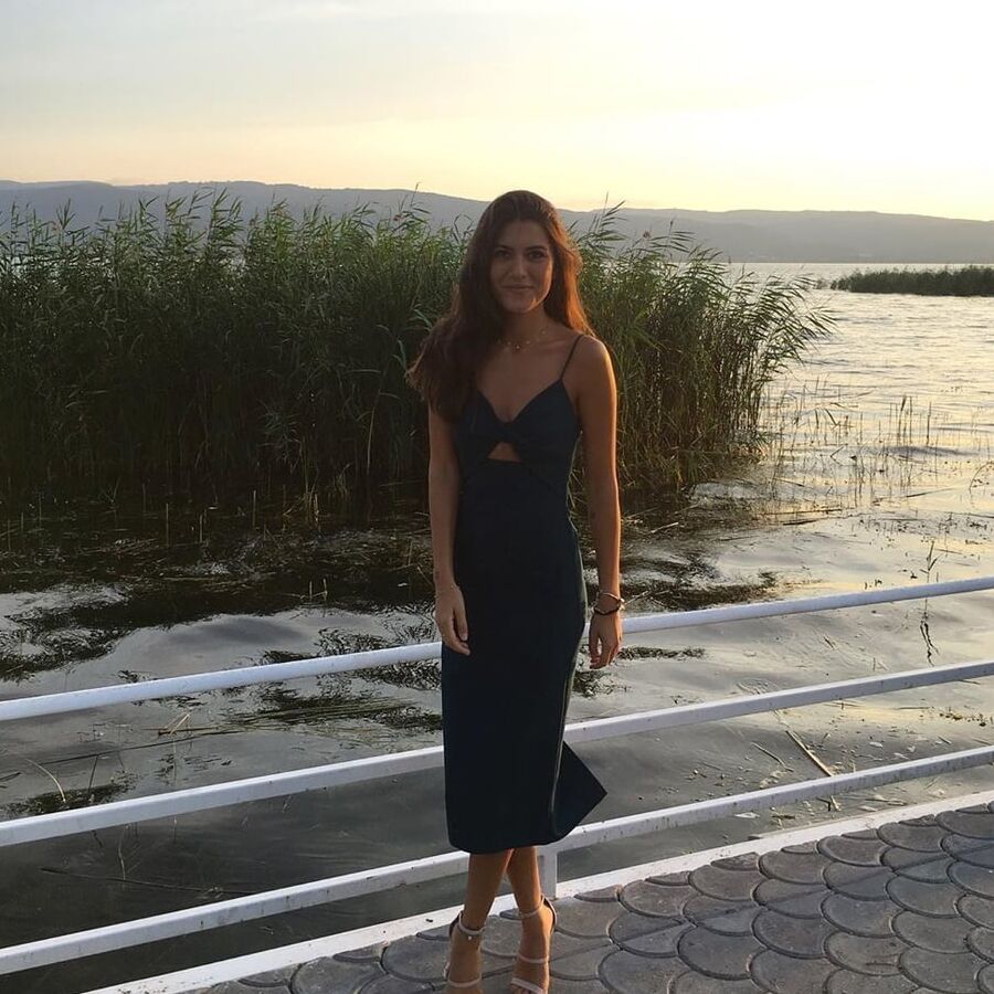 Sexy Turkish Ezgi