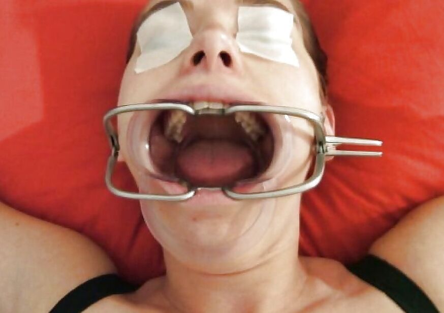 Girls in gag