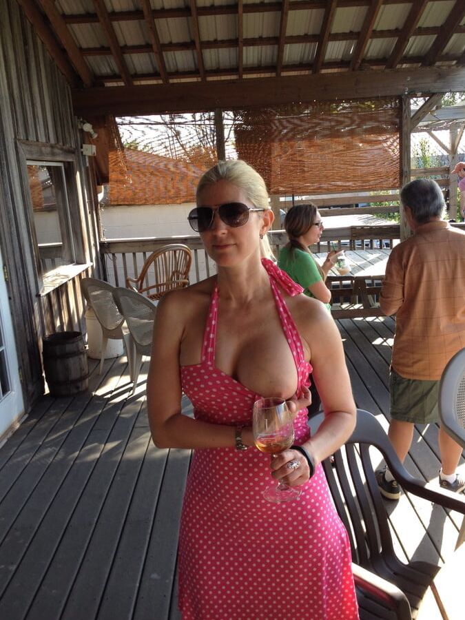 Fit Blond Wife