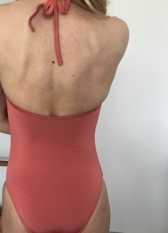 Turkish sexy women non-nude and foot fetish