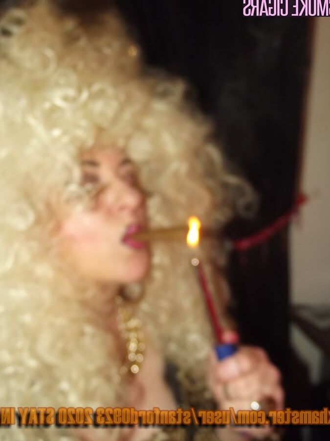 CIGAR DIVA