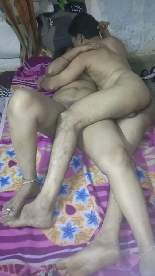PAVITHRA AUNTY