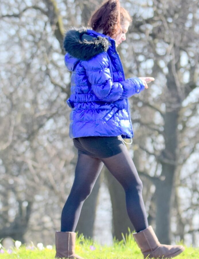 Street Pantyhose - Brit Slag in the Park