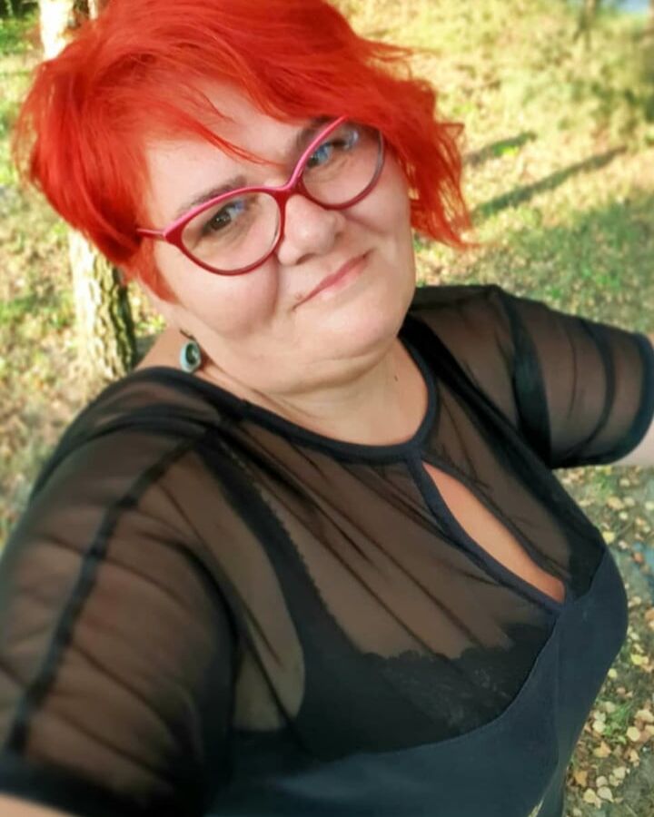 Coroa tezuda (bbw gilf)