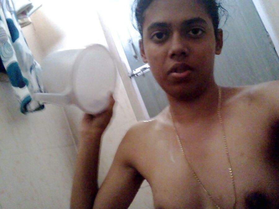 Tamil Aunty Keerthana