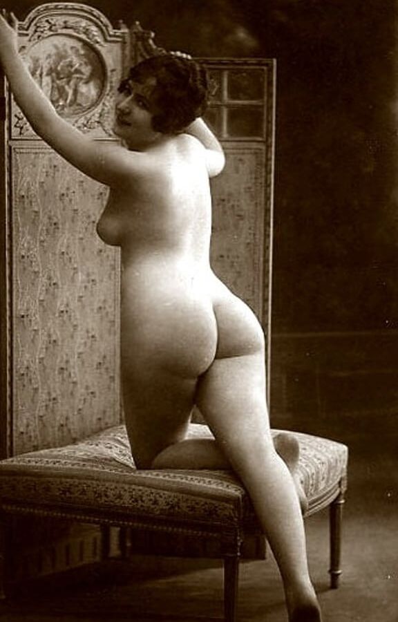 Vintage ladies backsides uncovered