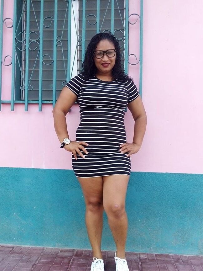 daniela lujan hermanas culonas ass bbw