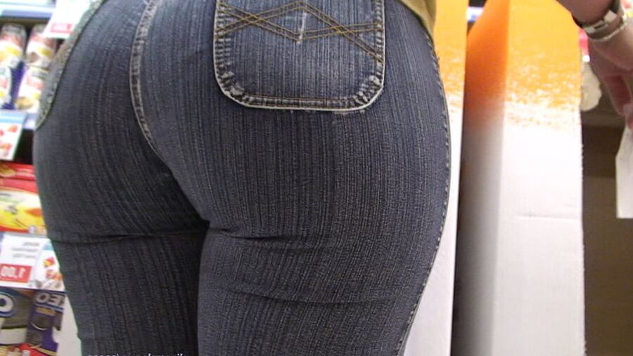CANDID BIG ASS SPANISH PAWG CULAZO from GLUTEUS DIVINUS