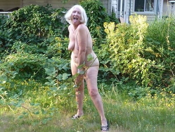 Sue Palmer naked and exposed