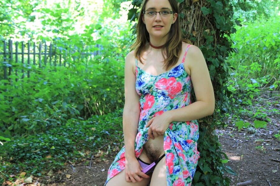 Natural sexiness of hairy pussy....