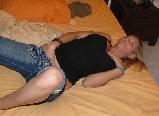Blonde EXPOSED - name the slut