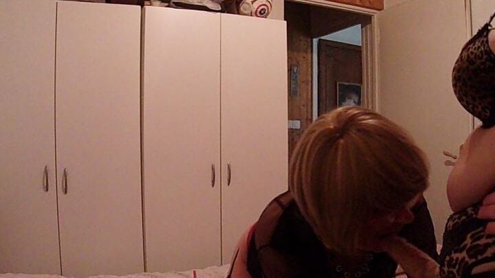 mistress juliette and her dildo belt