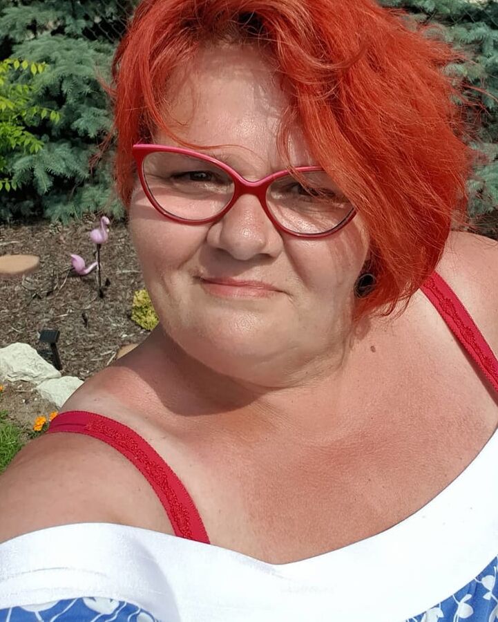Coroa tezuda (bbw gilf)