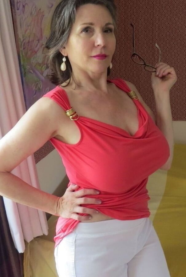 Gorgeous and Mature Ladies