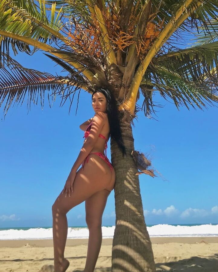 On Instagram- nahomilra