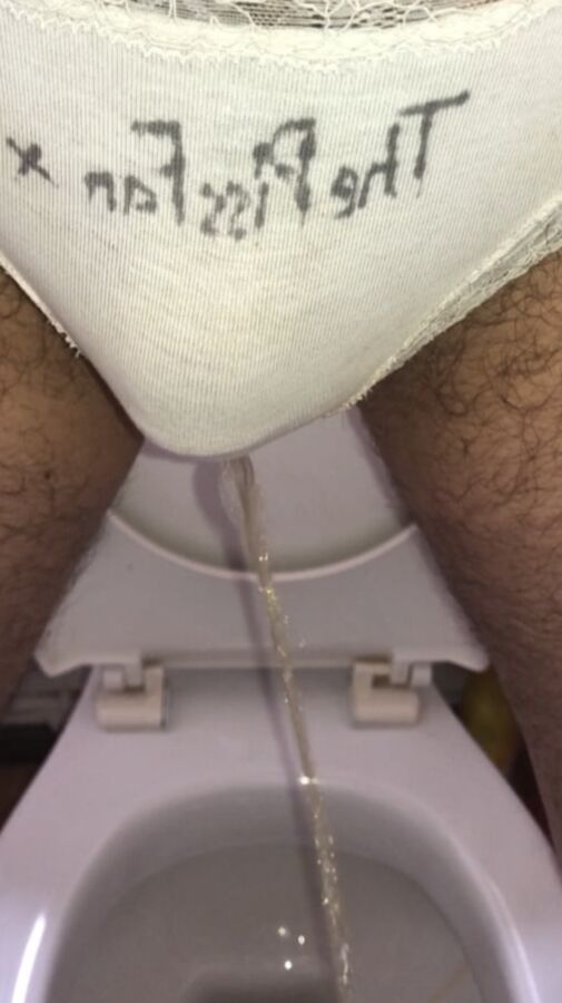 I peed in the loo like a good boy ...