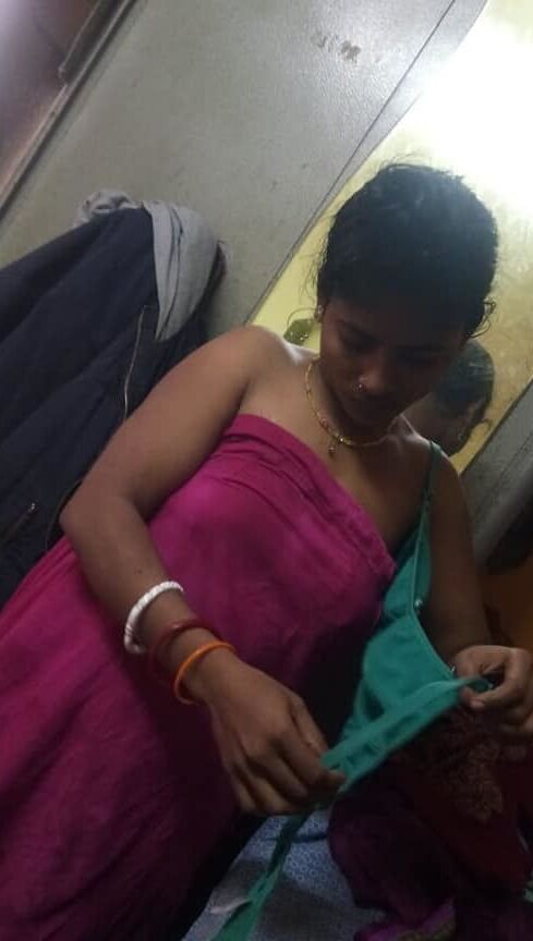 Indian bihari wife hot nude photos