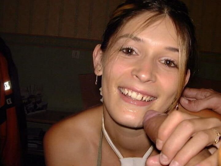 ponytailed girls in blowjob position