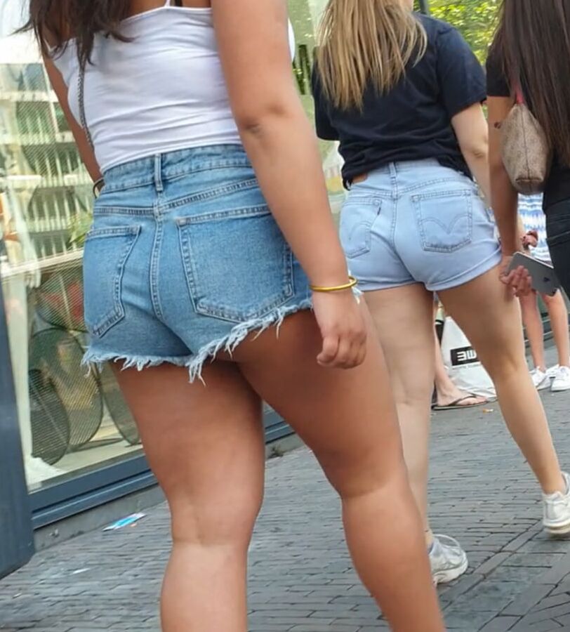 Upskirt and ass
