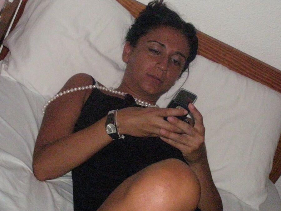 sexy milf brune