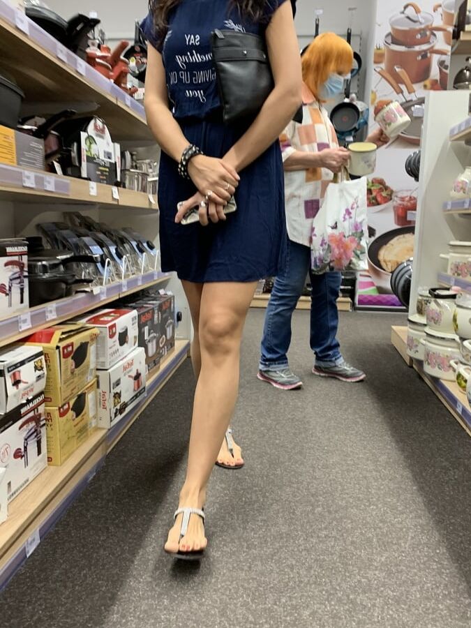 Upskrt blue dress
