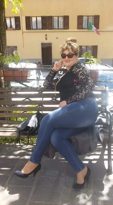 Mature Ann