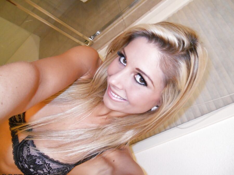 Nice Girlfriend On the Fuck
