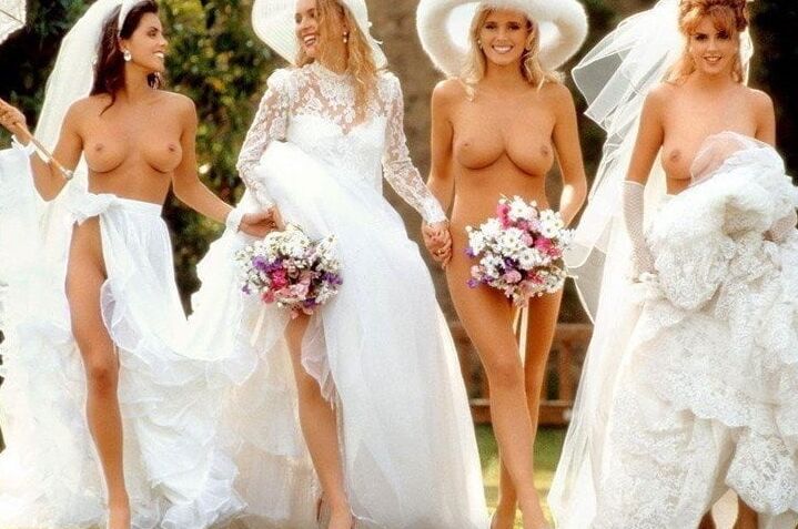 nylonfootlover multiple women gallery