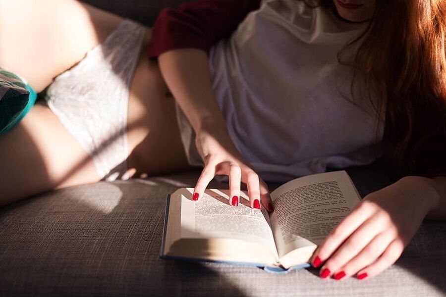 Well-read women