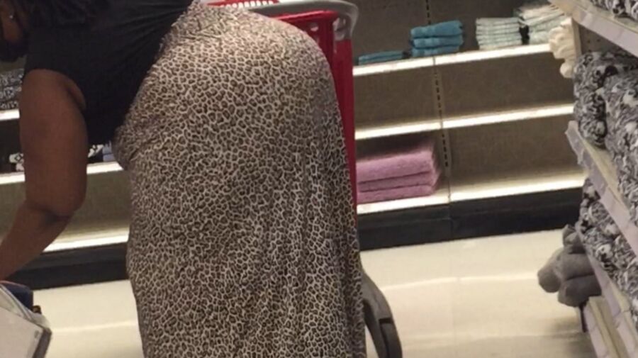 UNREALISTIC SSBBW MILF