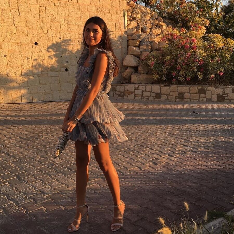 Sexy Turkish Ezgi