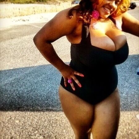 Diff. sets of Busty BBWs