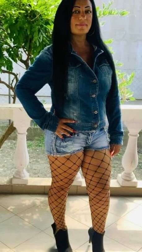 HUN-MAGYAR GYPSY SEXY MILF GYPSY MOMS THE BEST HOOKERS