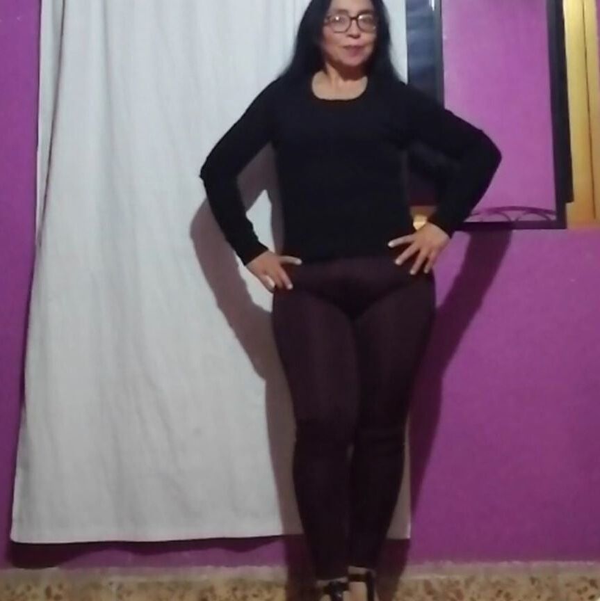 UNA RICA MADURA