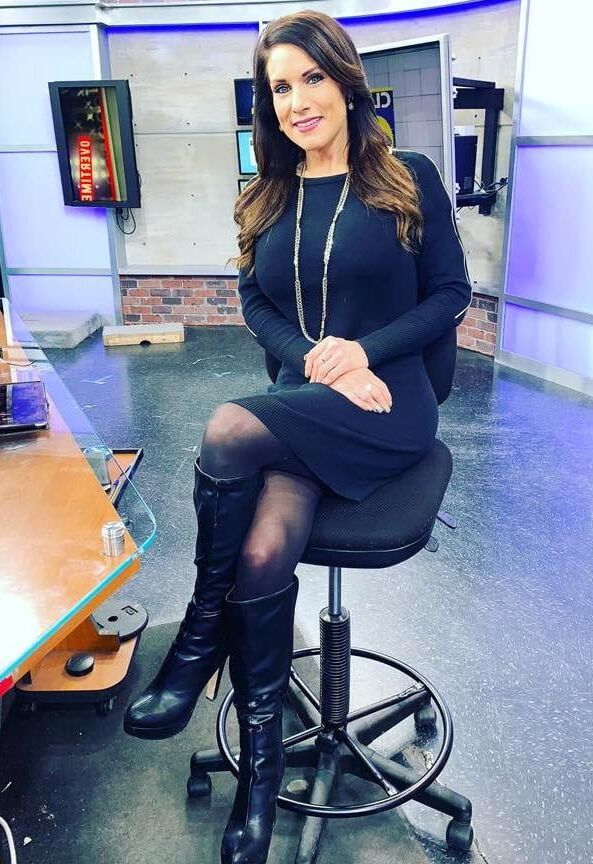 Female Celebrity Boots &amp; Leather - Erin Logan