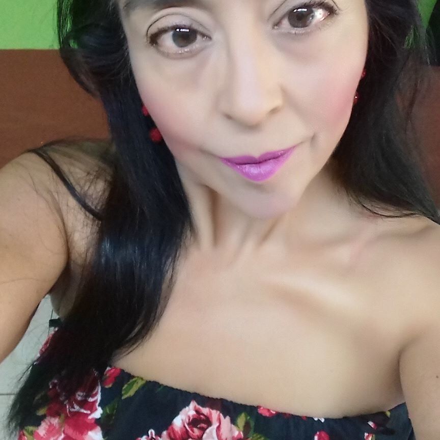 UNA RICA MADURA