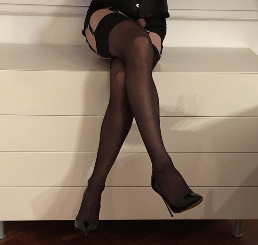 Zofe Gina devot und ESCORT REAL erfahren Bereich Suttgart