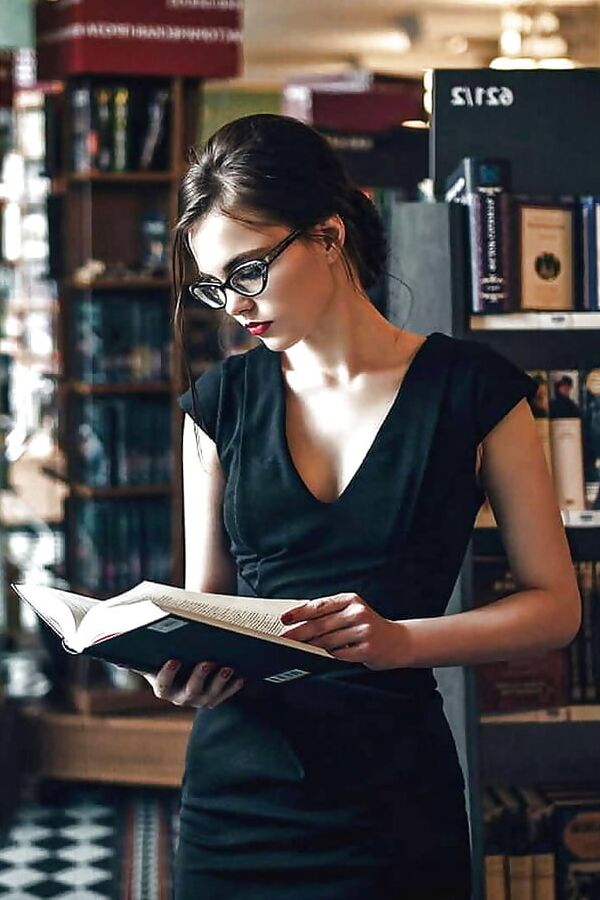 Well-read women