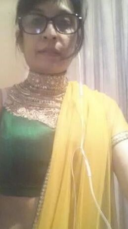 Desi hot bitch