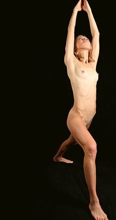 Elena Khrustaleva fully nude feb