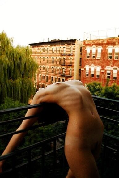 balcony