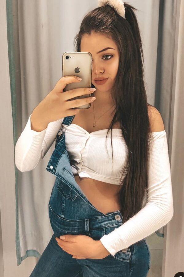 lara sexy insta pregnant