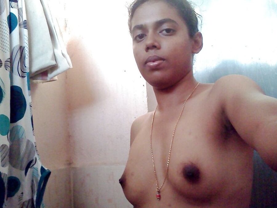 Tamil Aunty Keerthana