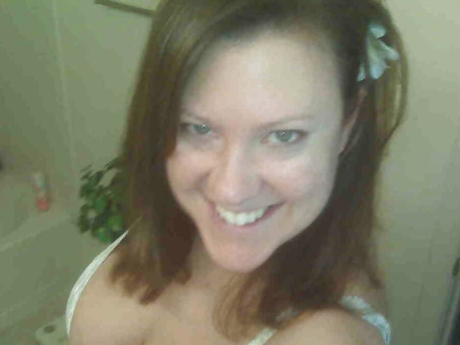 sexy milf brune
