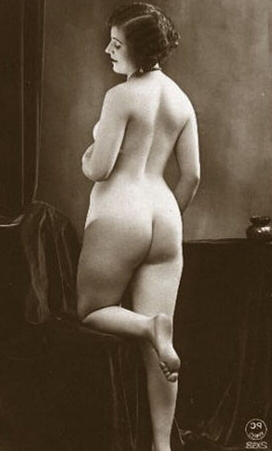 Vintage ladies backsides uncovered