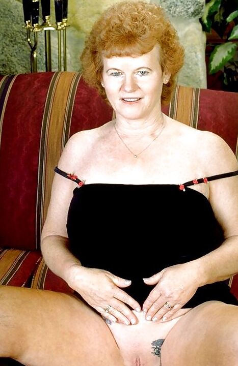 Redhead BBW Alt Chick
